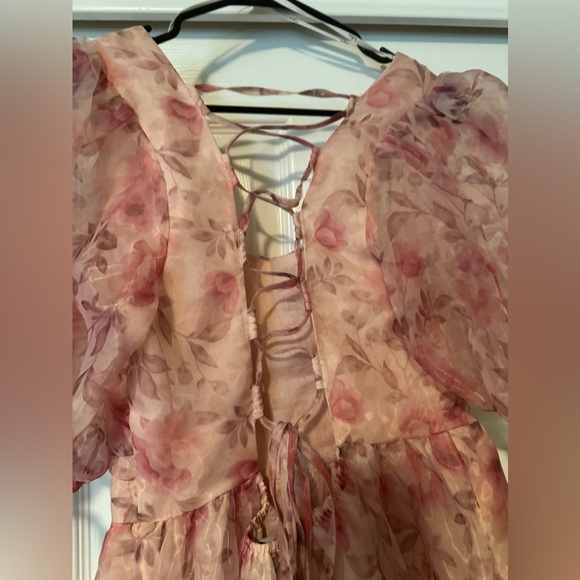 Hello Molly Spring mini dress. Large. Worn once for photo shoot. - Picture 3 of 5